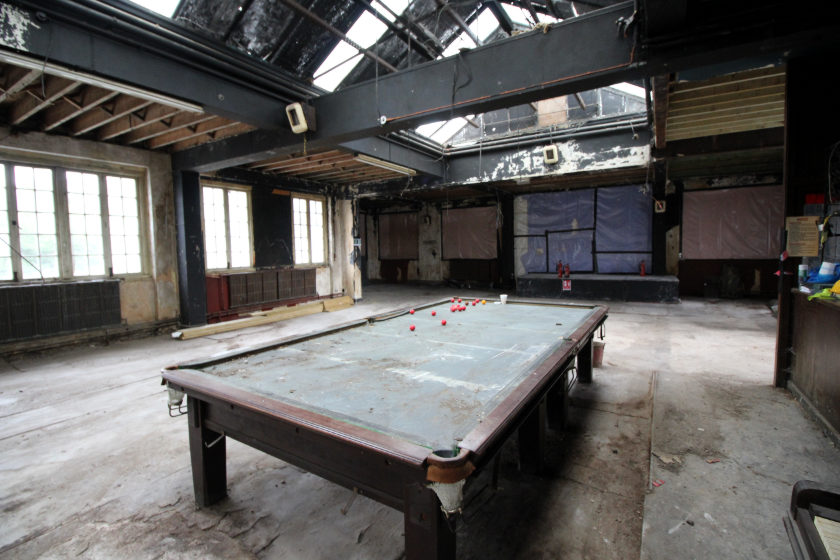 The Fellowship Inn, Bellingham: pool table and dereliction.